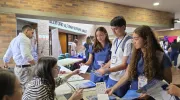 Estudiantes de Medicina compartieron experiencias en su paso hacia la vida profesional Estudiantes de Medicina compartieron experiencias en su paso hacia la vida profesional